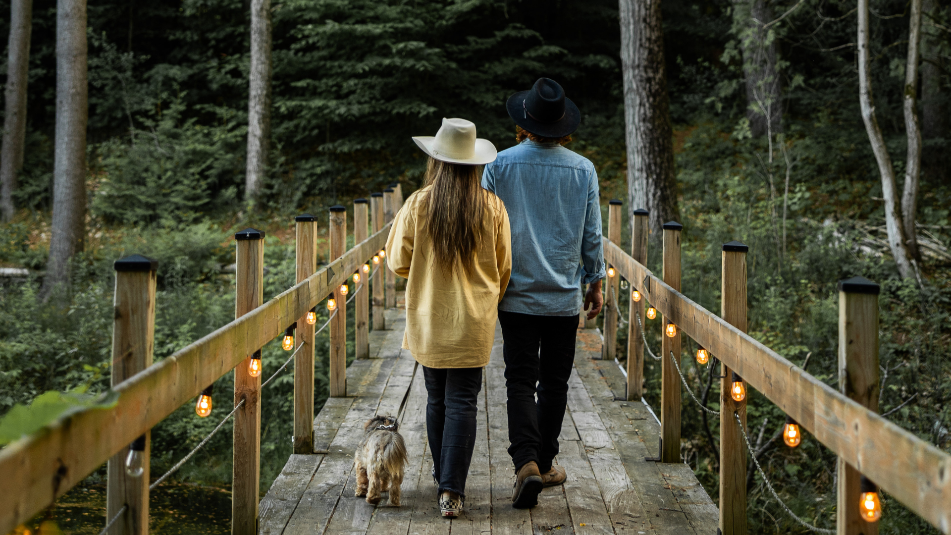 Couple glamping at Whispering Springs