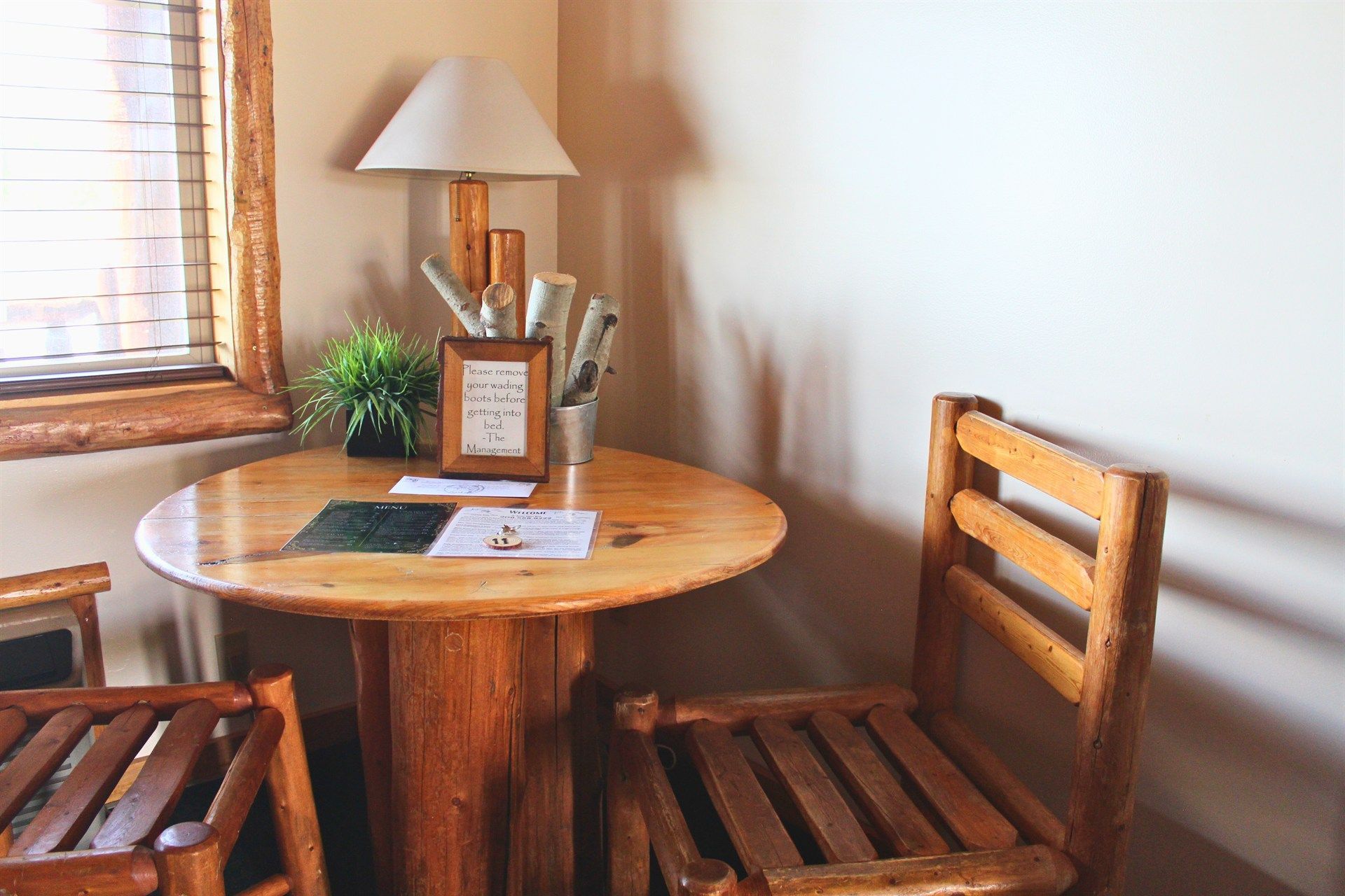 Anglers Lodge Room