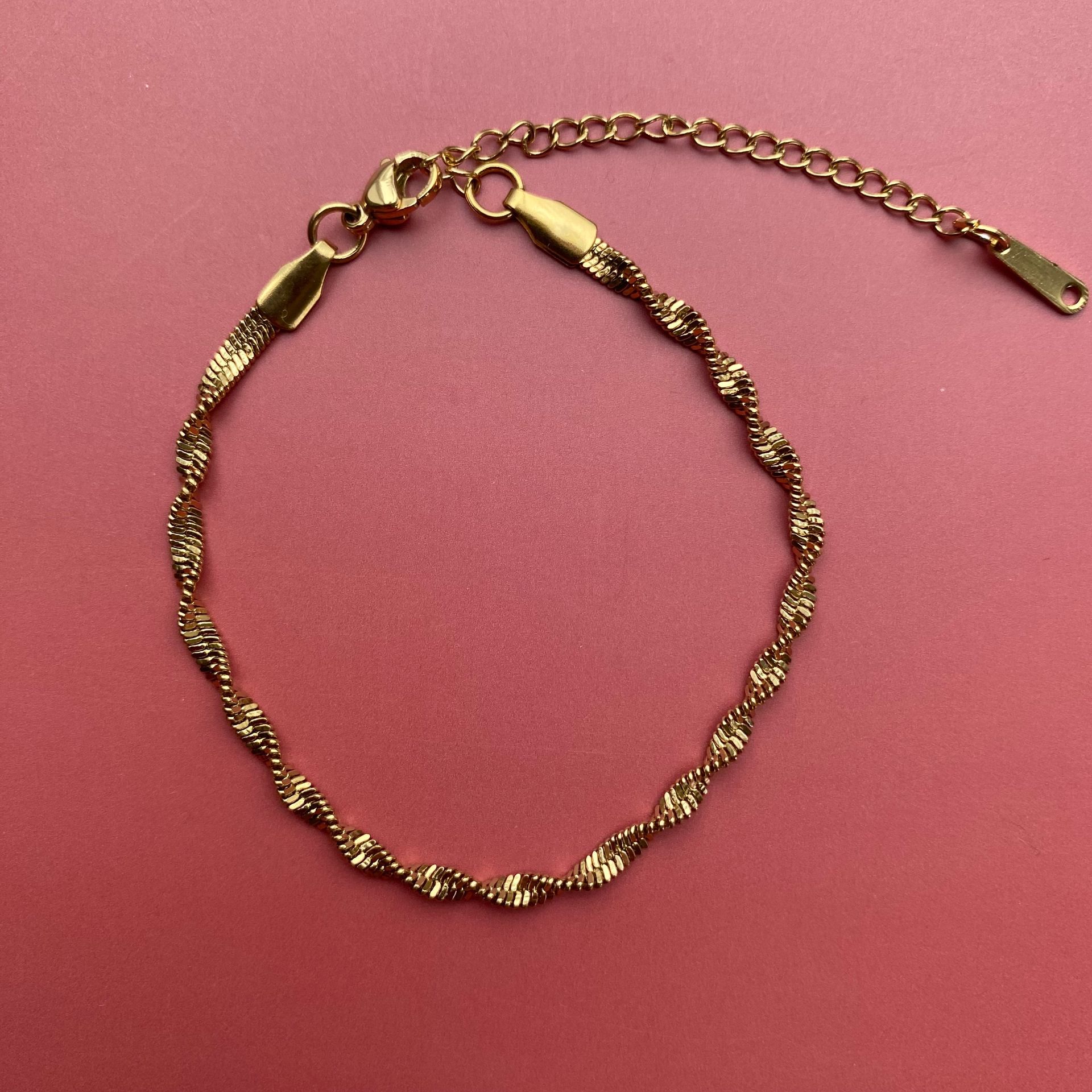 Swirly gold