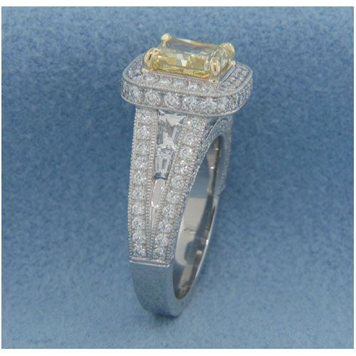 AFS-0176 Vintage Diamond Engagement Ring with Halo