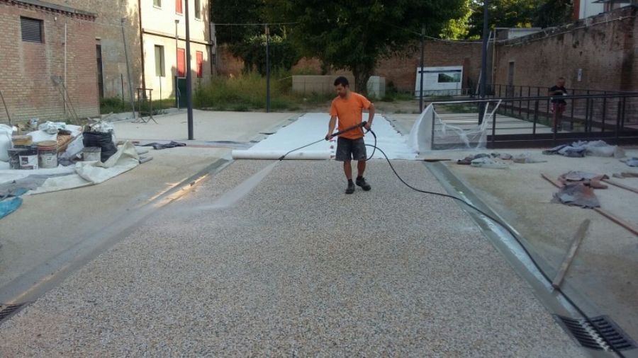Realizzazione Pavimento SassoItalia