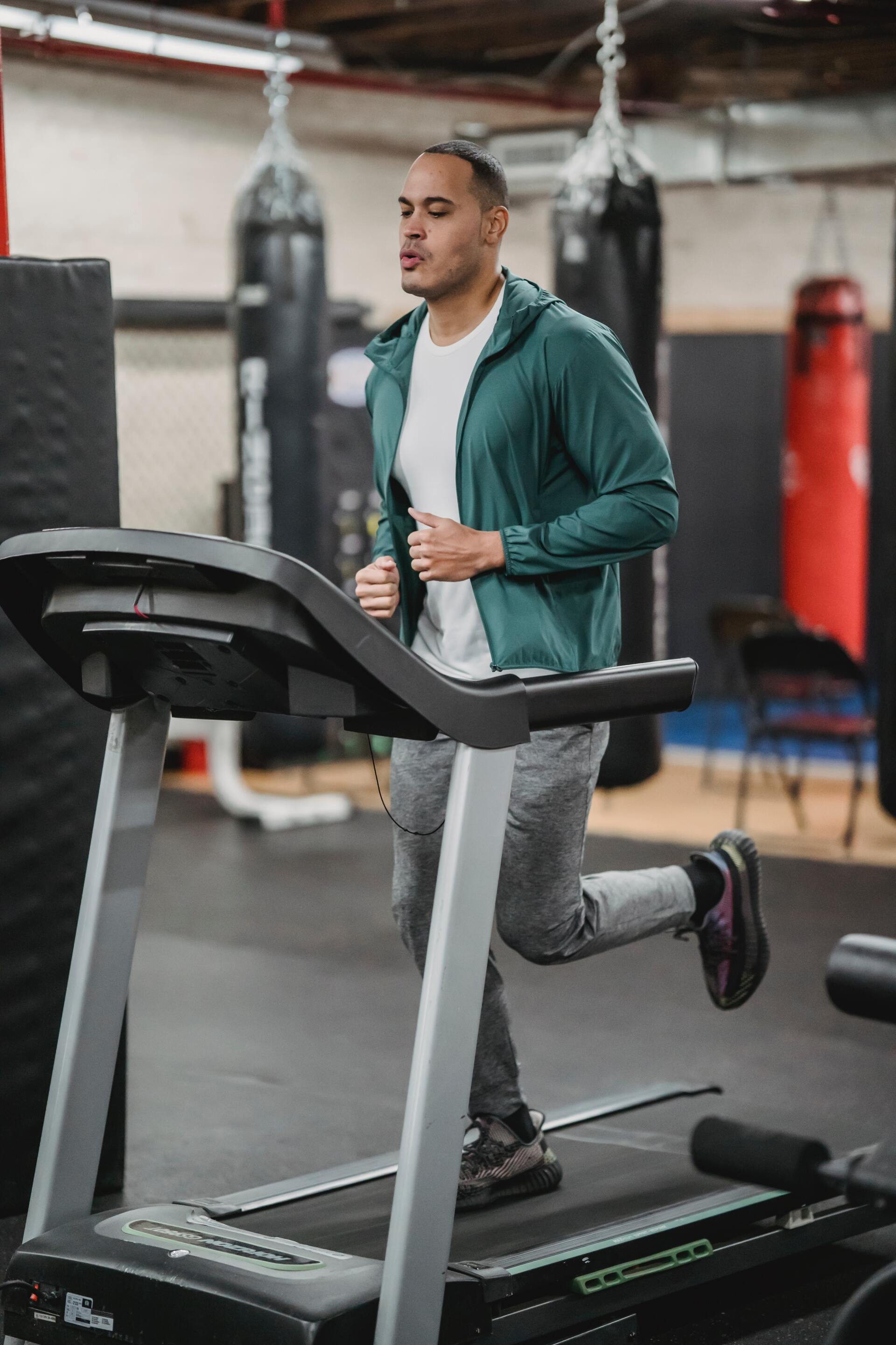 equipamiento para gimnasio