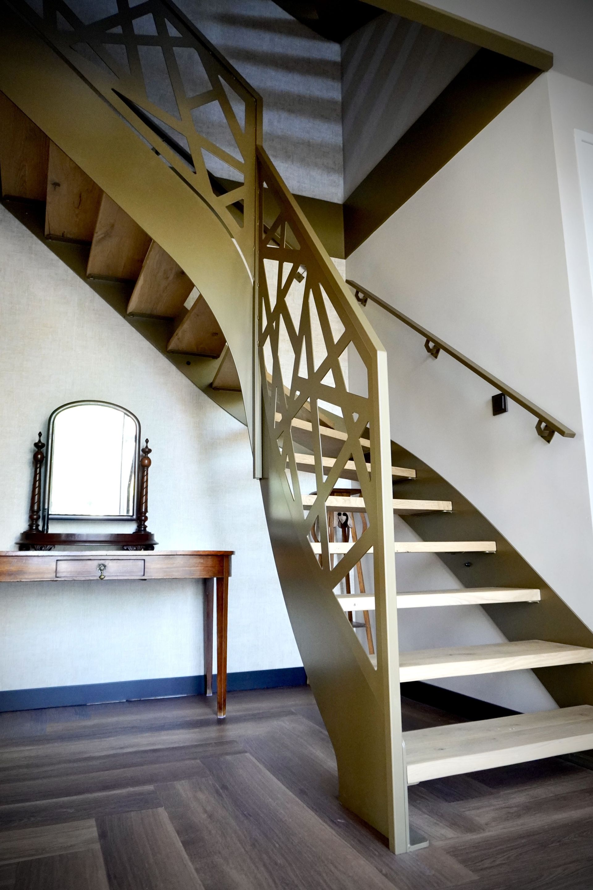 Hollemans Homesteel - Stalen deuren en trappen