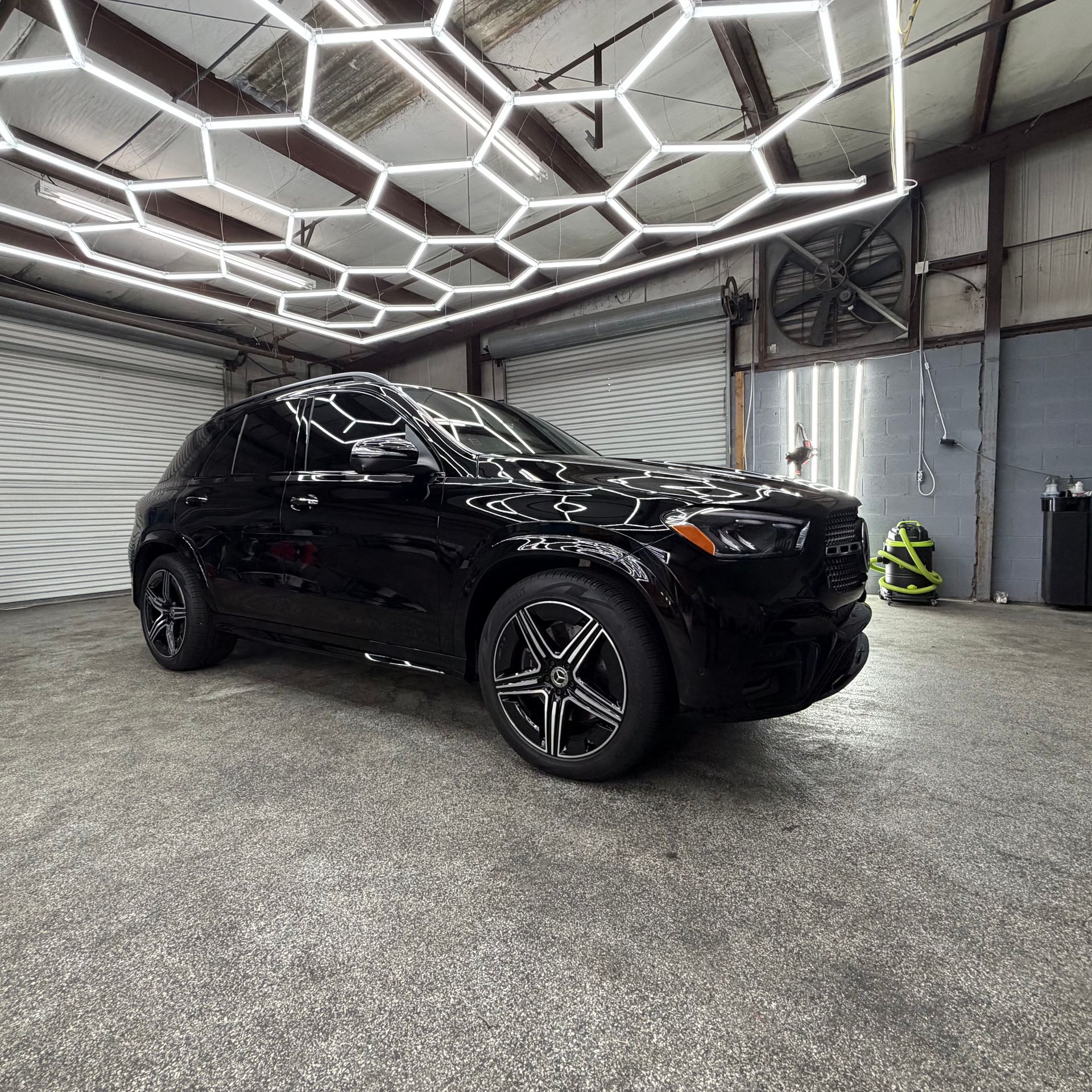 Mercedes Benz