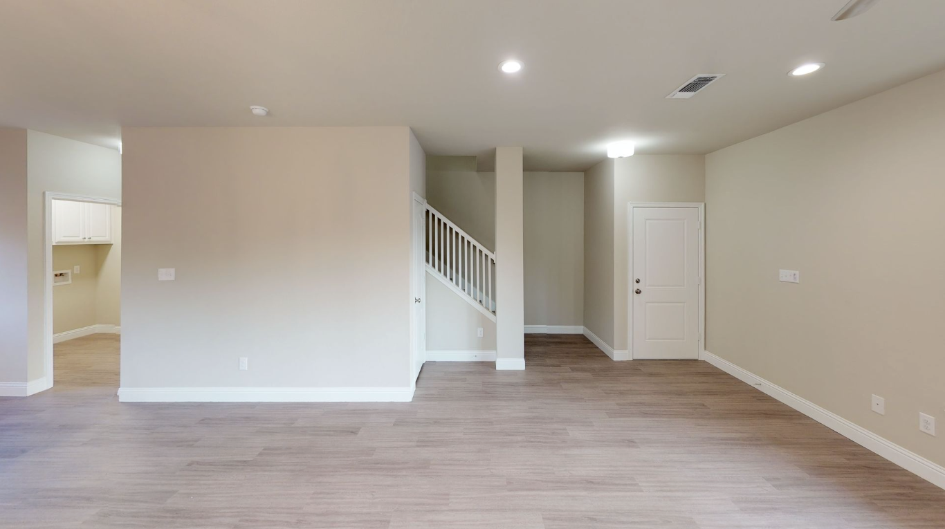 1003 Ave. A