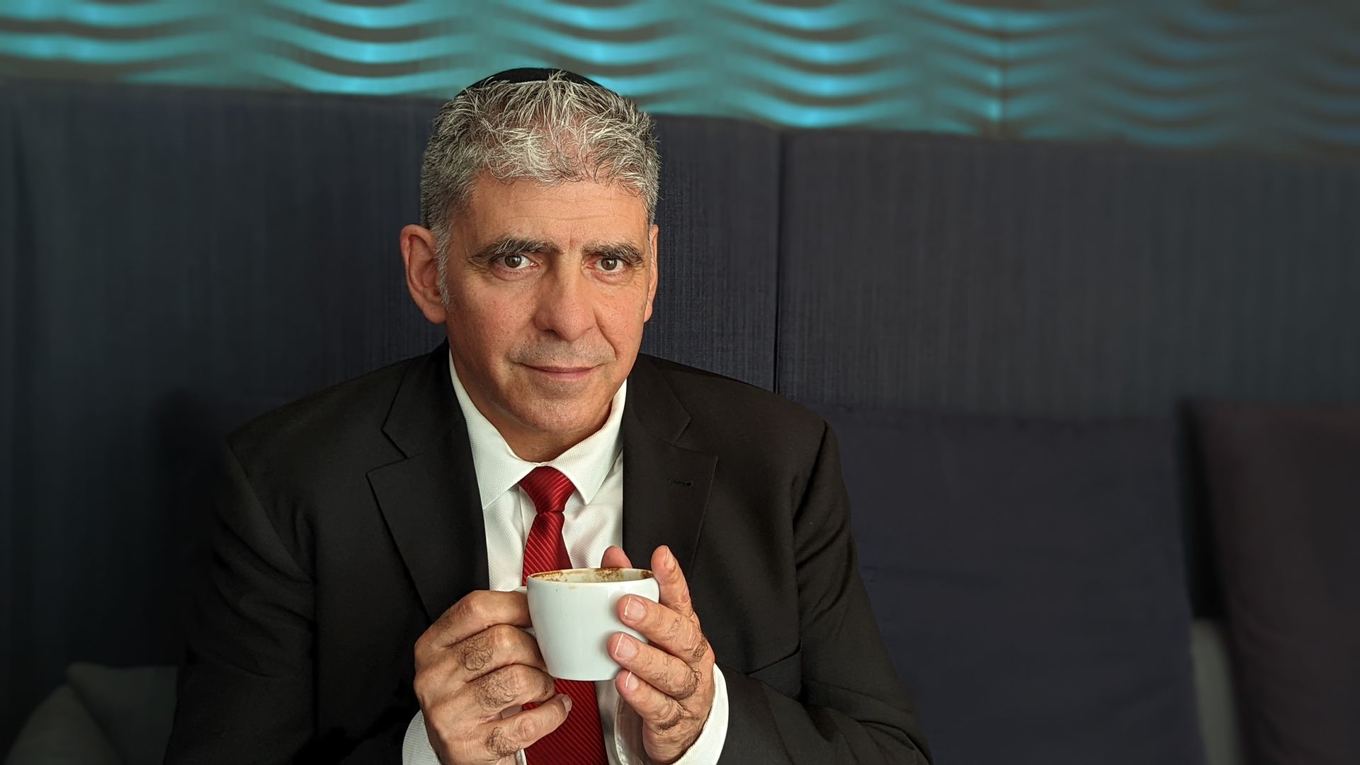 מה תפקידו של מגשר מוסמך בהליכי גישור גירושין ולמה במקרה של גירושין, עדיף לבחור בעורך דין מגשר?