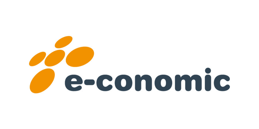 Logoet for e-conomic er orange og sort med cirkler på en hvid baggrund.