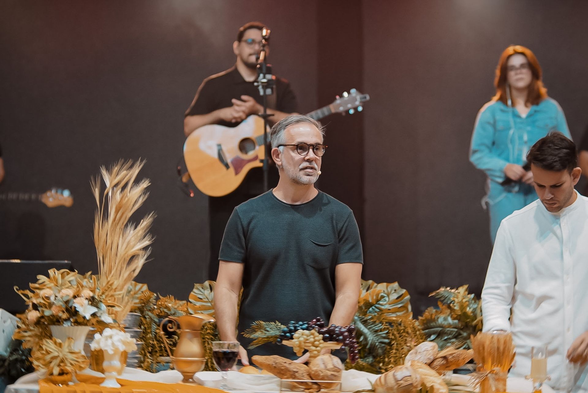 Momento de celebração da ceia na IPNOVA