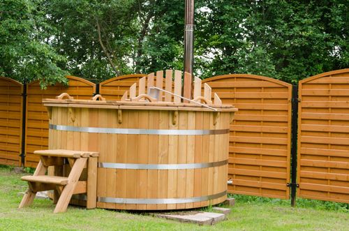 hot tub in the yard