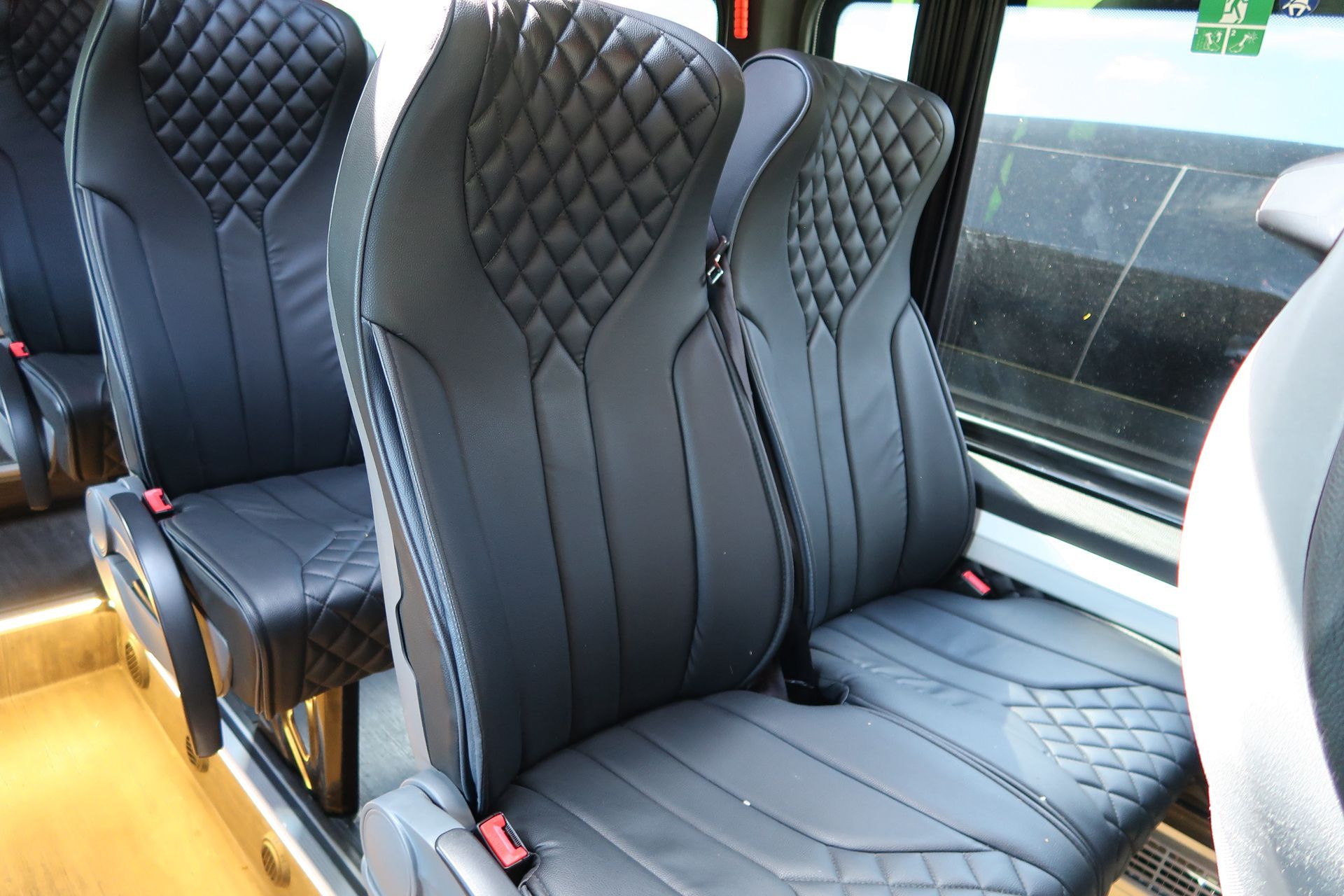 Mini bus