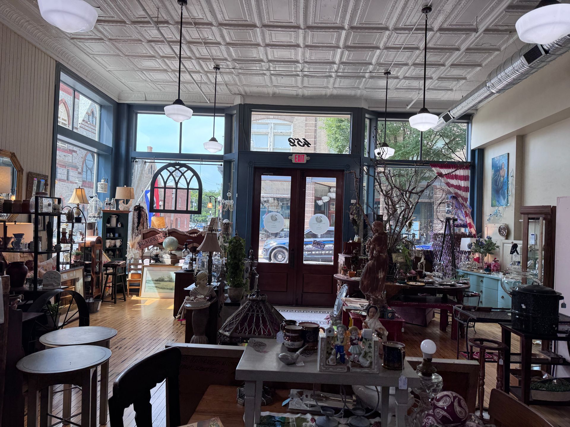 Black Swan Emporium in Cambridge Maryland