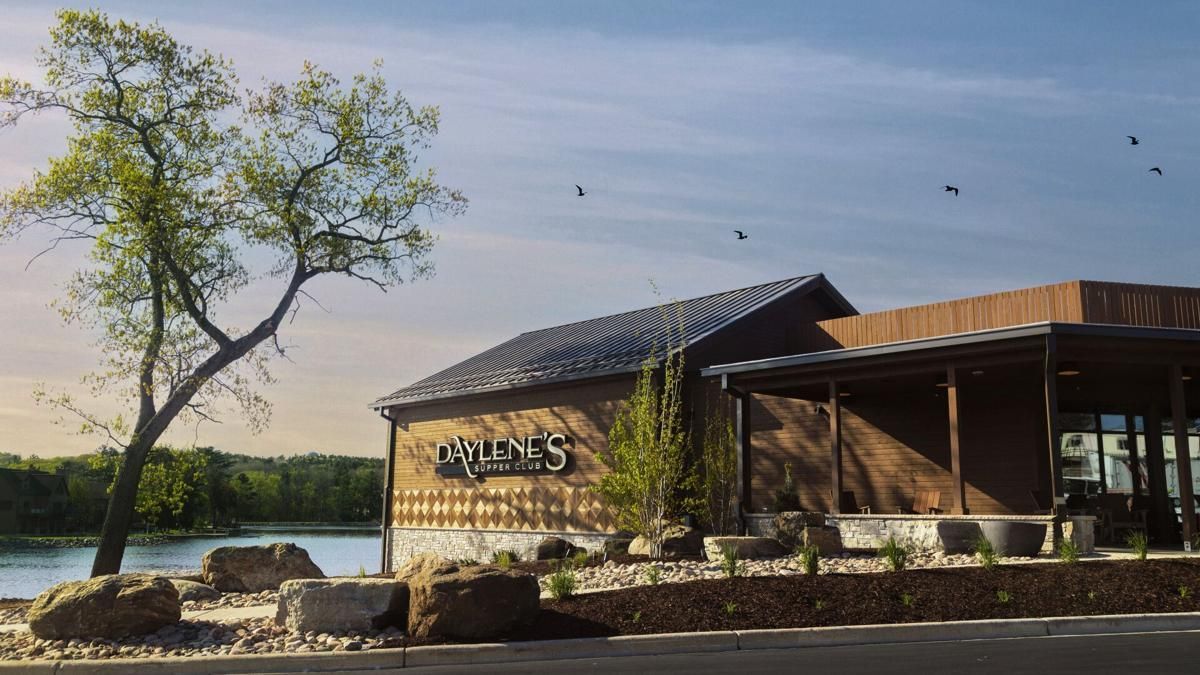 Daylenese Supper club restaurant on Lake Delton