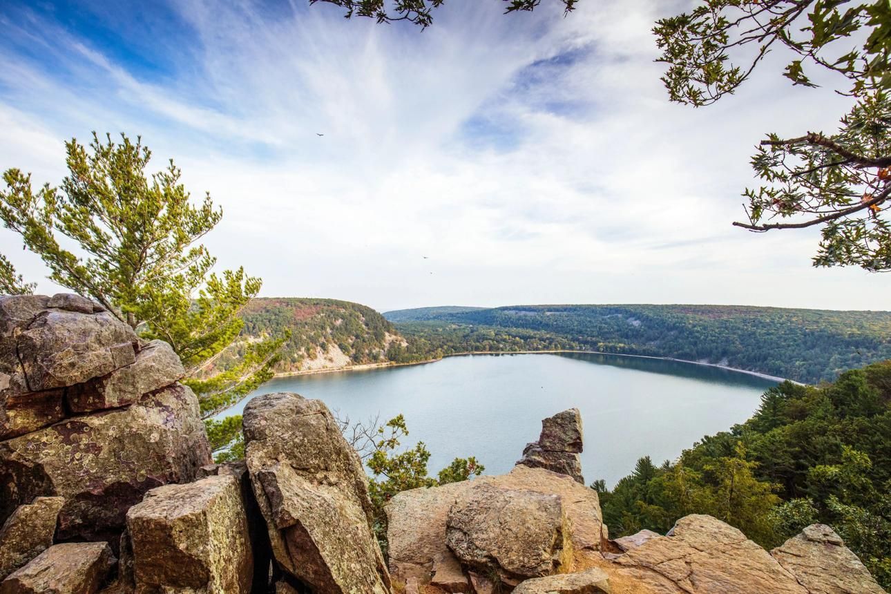 Scenic overlook at Devil's Lake State Park