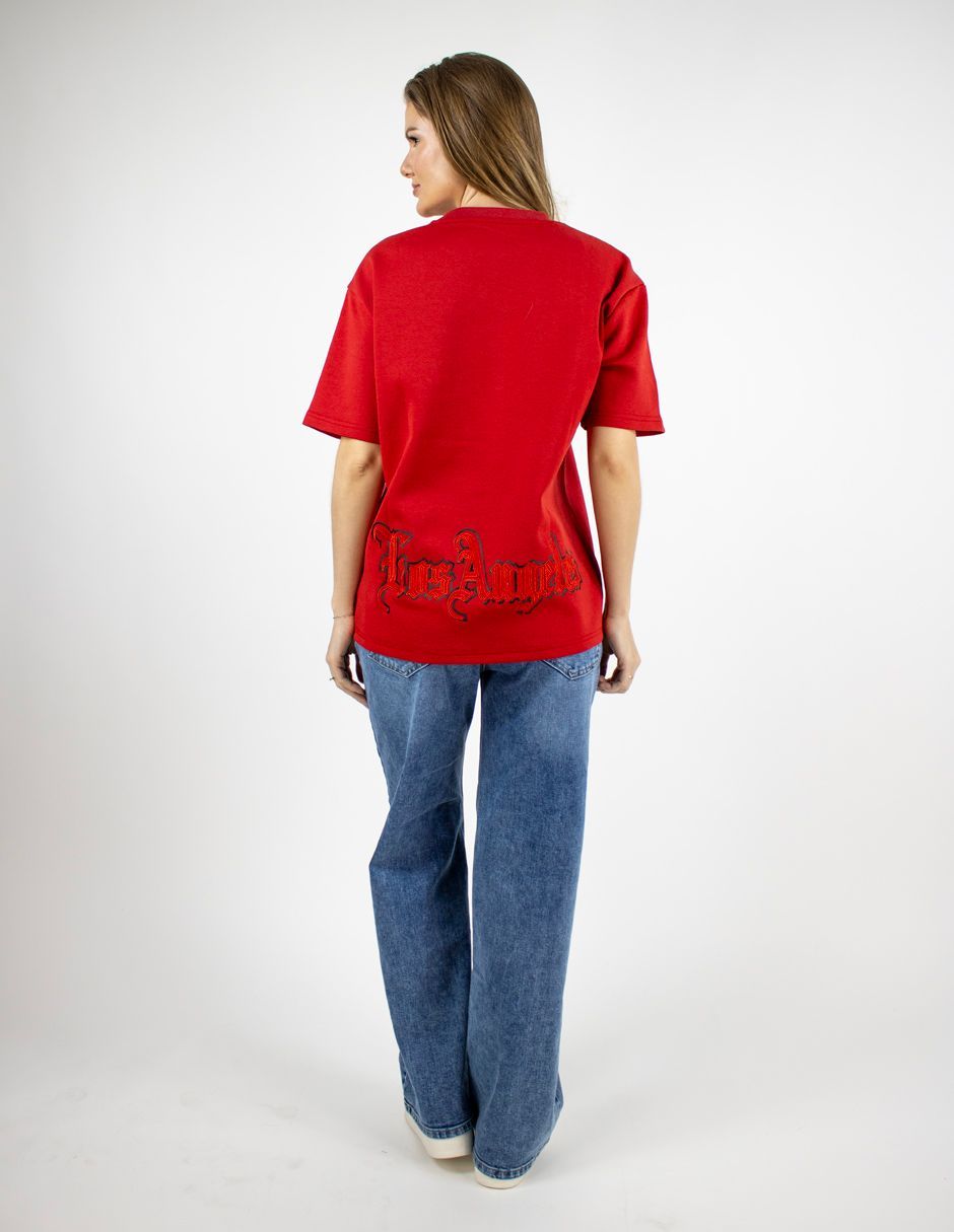 EXCLUSIVO BOUTIQUES WOVERLA Playera Furor Manga Corta Felpa Oversize Rojo