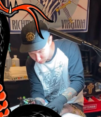 Rylee Jennings tattooing