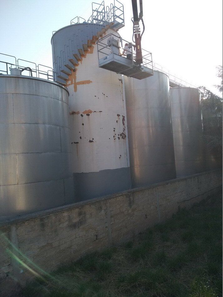 Silos per la produzione di vino