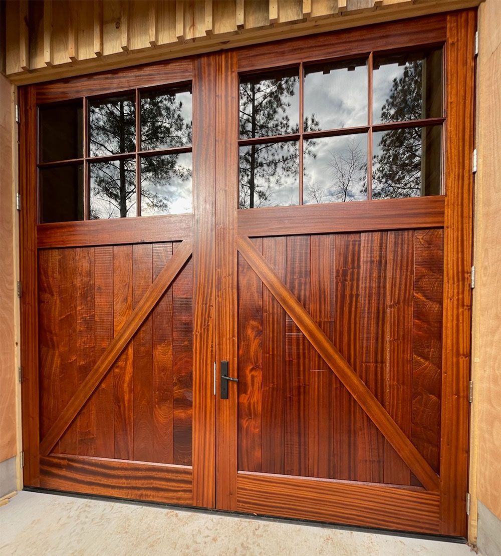 S. Craig Garage
10 x 10 doors