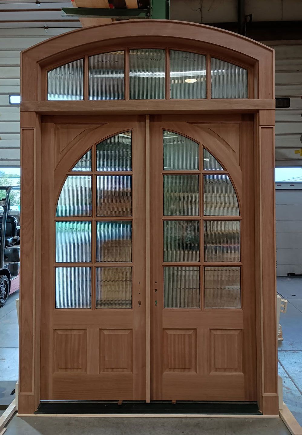 Bowman #28893
Mahogany door unit
unfinished
Reeded glass
Wirtz, VA