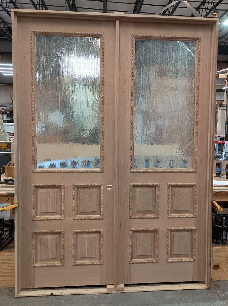 Clayton Timbrell Co #28870
Rift White Oak interior double door
WISSMACH 01S CLEAR SEEDY GLASS
Custom egg & dart applied mouldings
San Francisco, CA