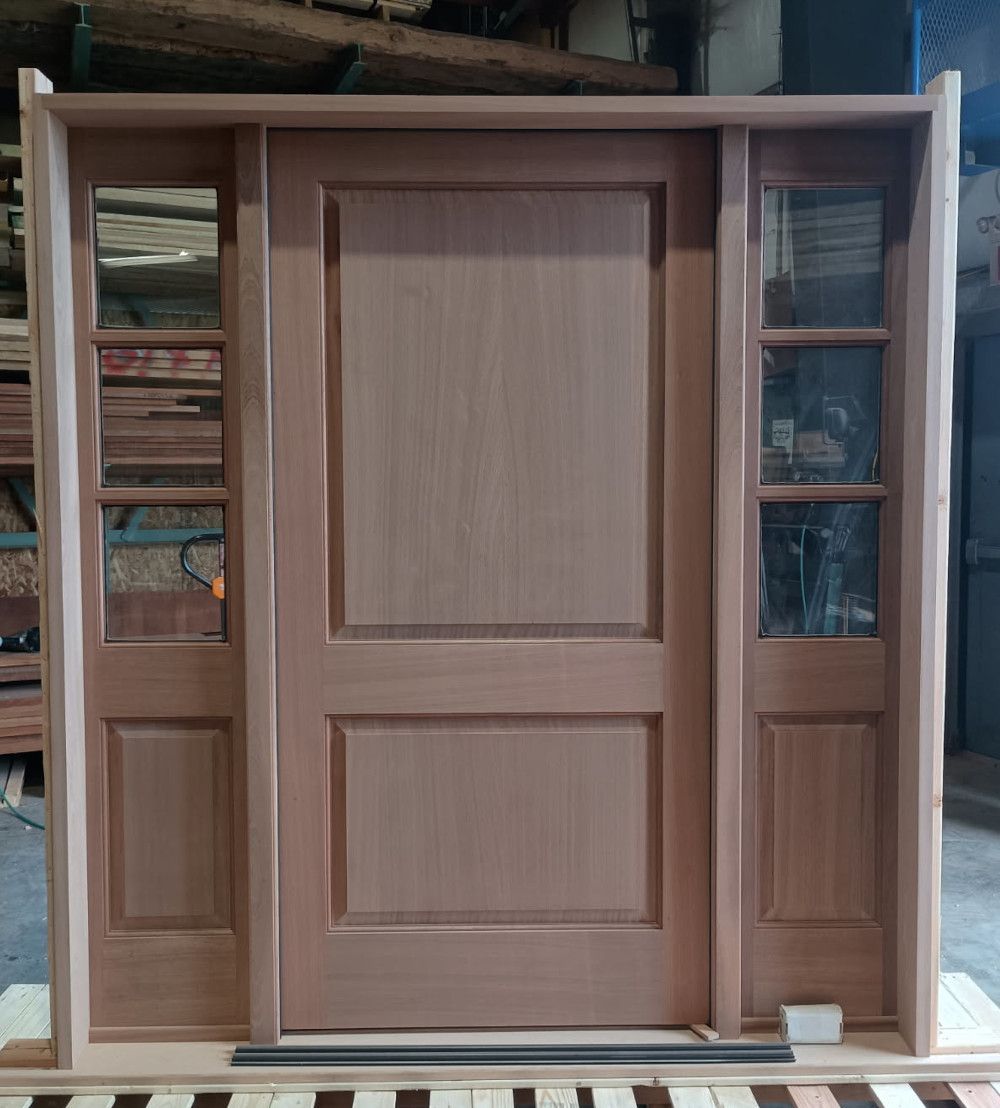 KG/Brodsky #29272
Mahogany door with Red Oak sill
Cold Spring Harbor, NY