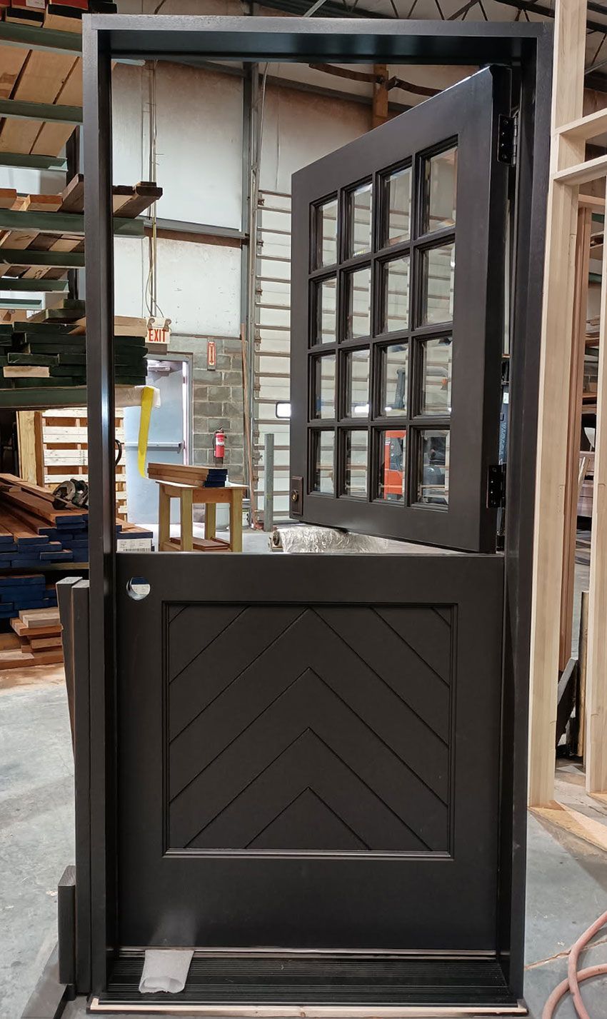 Matthews #28721
Dutch door
Beveled glass & Chevron panel
Painted in SW Black Magic #6991