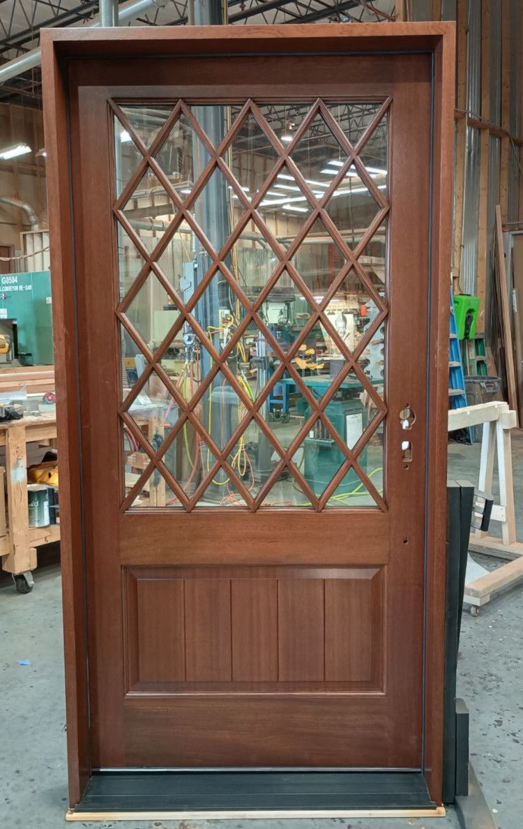 Meagher #29204
Mahogany door
Finished in Saddle
Rumson, NJ
