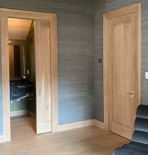 Flat grain white oak PL-10 raised panel
