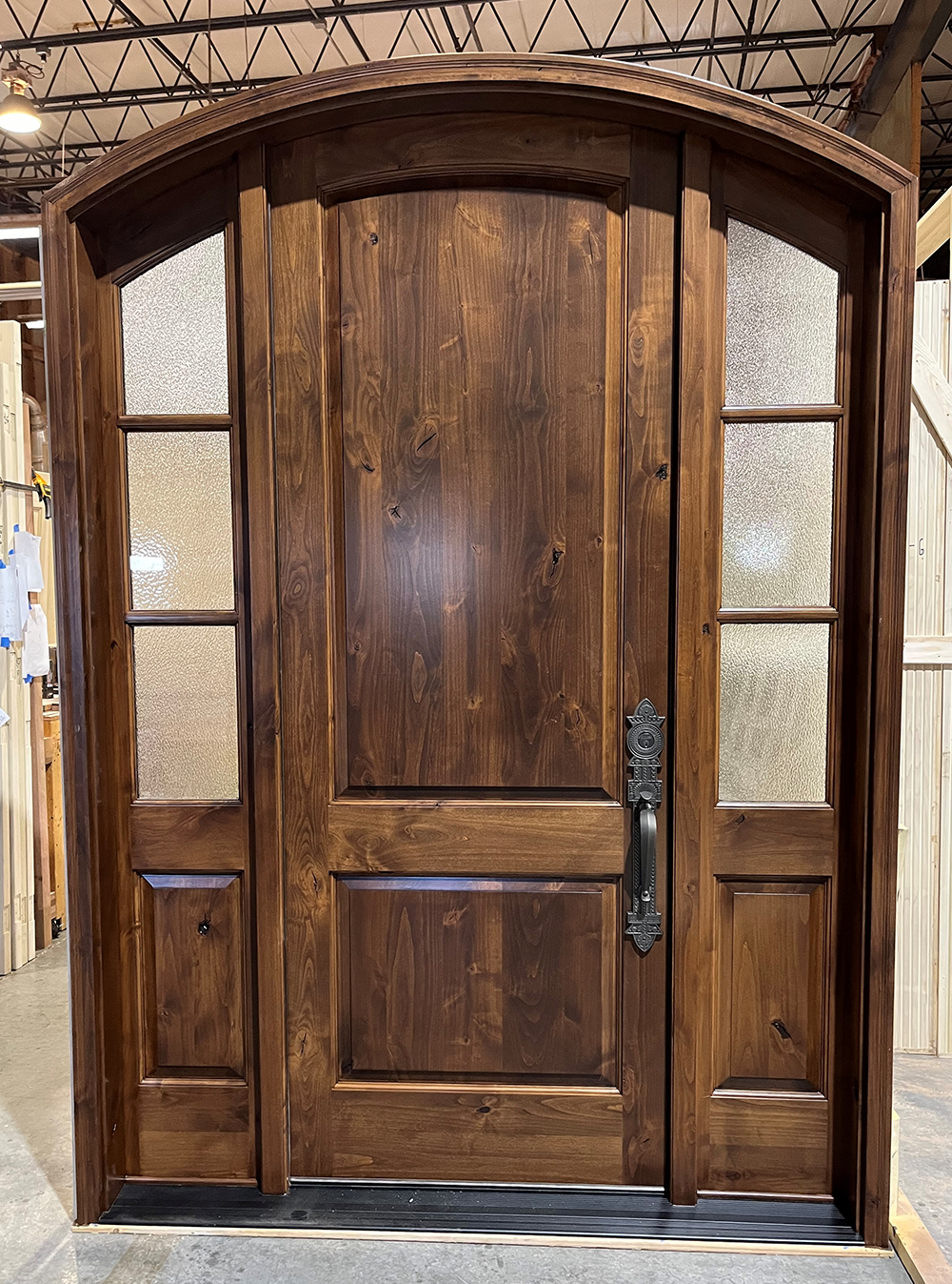 Bertch #28679
Knotty Alder unit with Granite glass
Rocky Mountain Briggs mortise lockset
Finished in Chappo
Jesup, IA