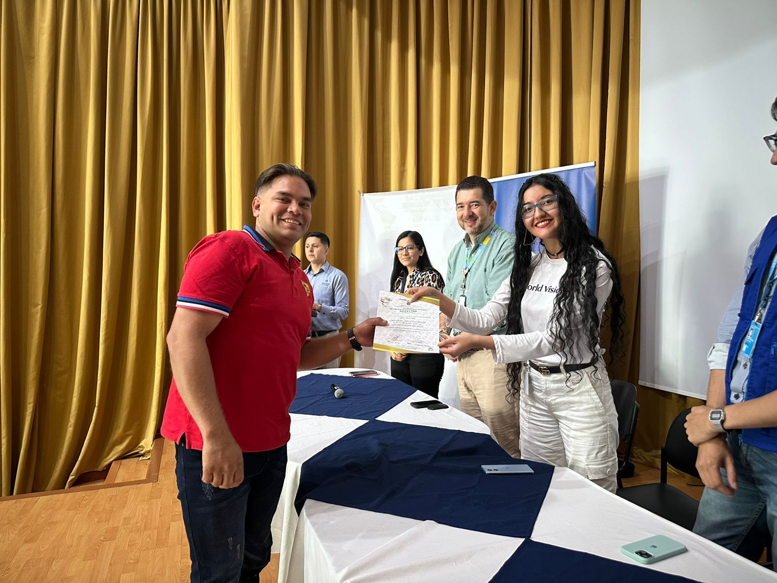 Acciones de responsabilidad social de Sevicol en apoyo a comunidades vulnerables en Colombia