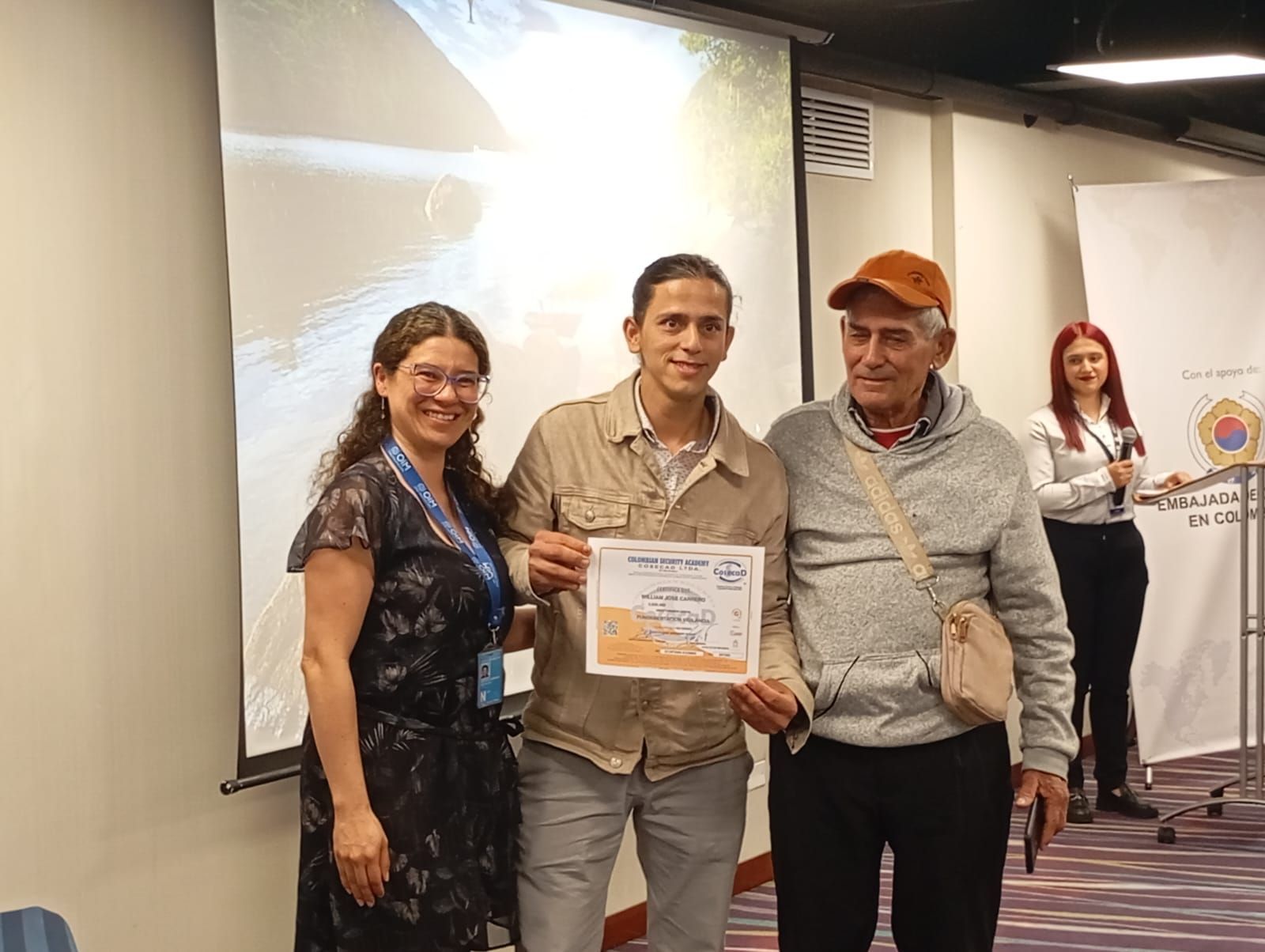 Acciones de responsabilidad social de Sevicol en apoyo a comunidades vulnerables en Colombia