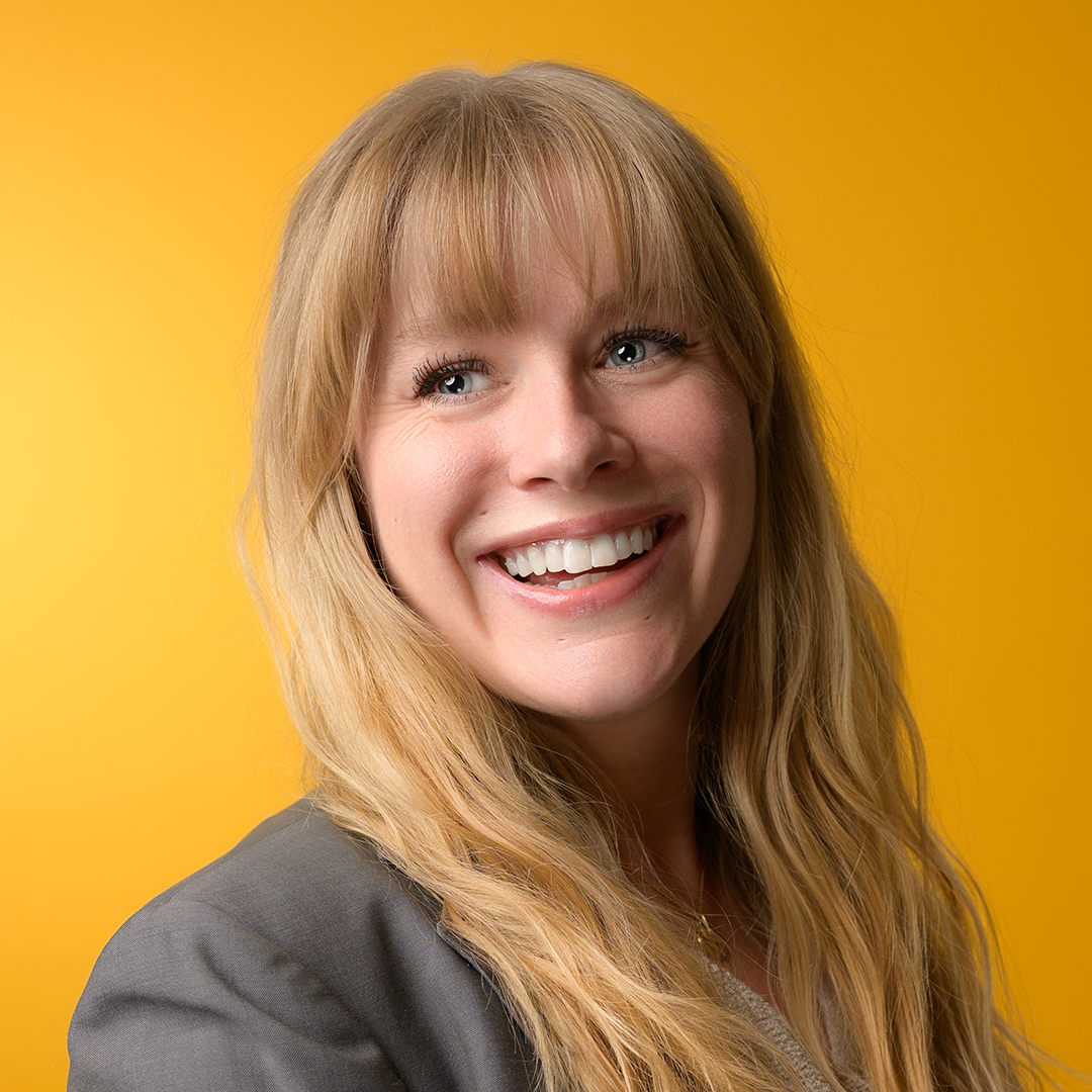 SARAH RAE MURRAY - SOCIAL MEDIA MARKETING MANAGER AT IVY DESIGN INC - A MARKETING AGENCY IN CALGARY ALBERTA