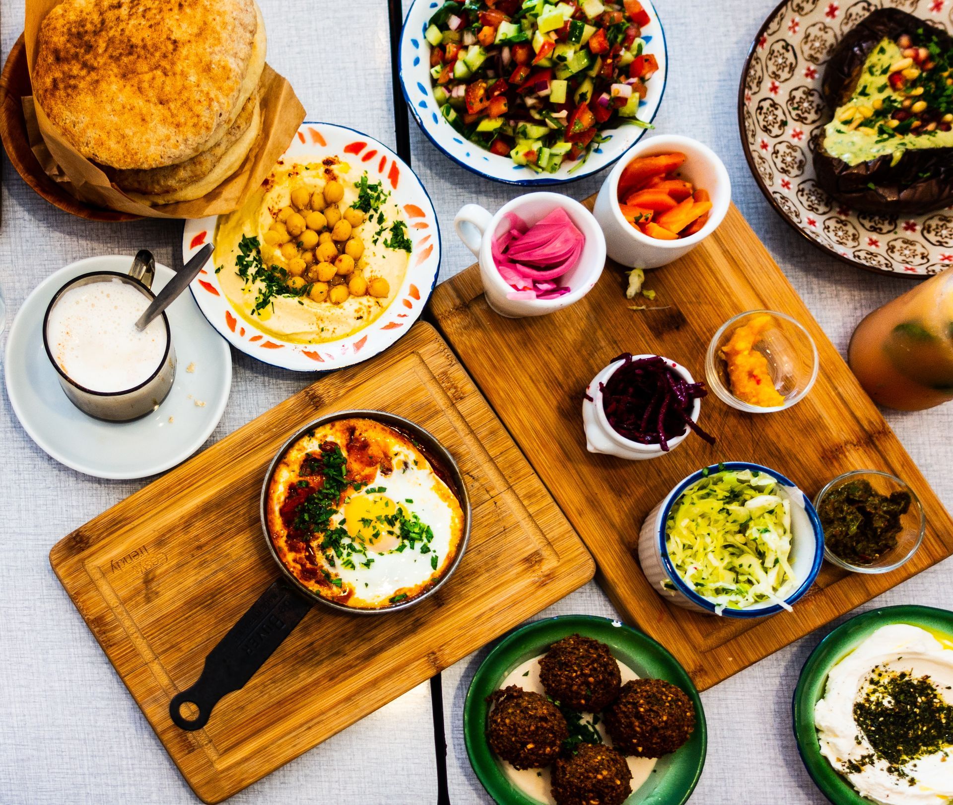 Try the Local Cuisine Assapora la cucina locale