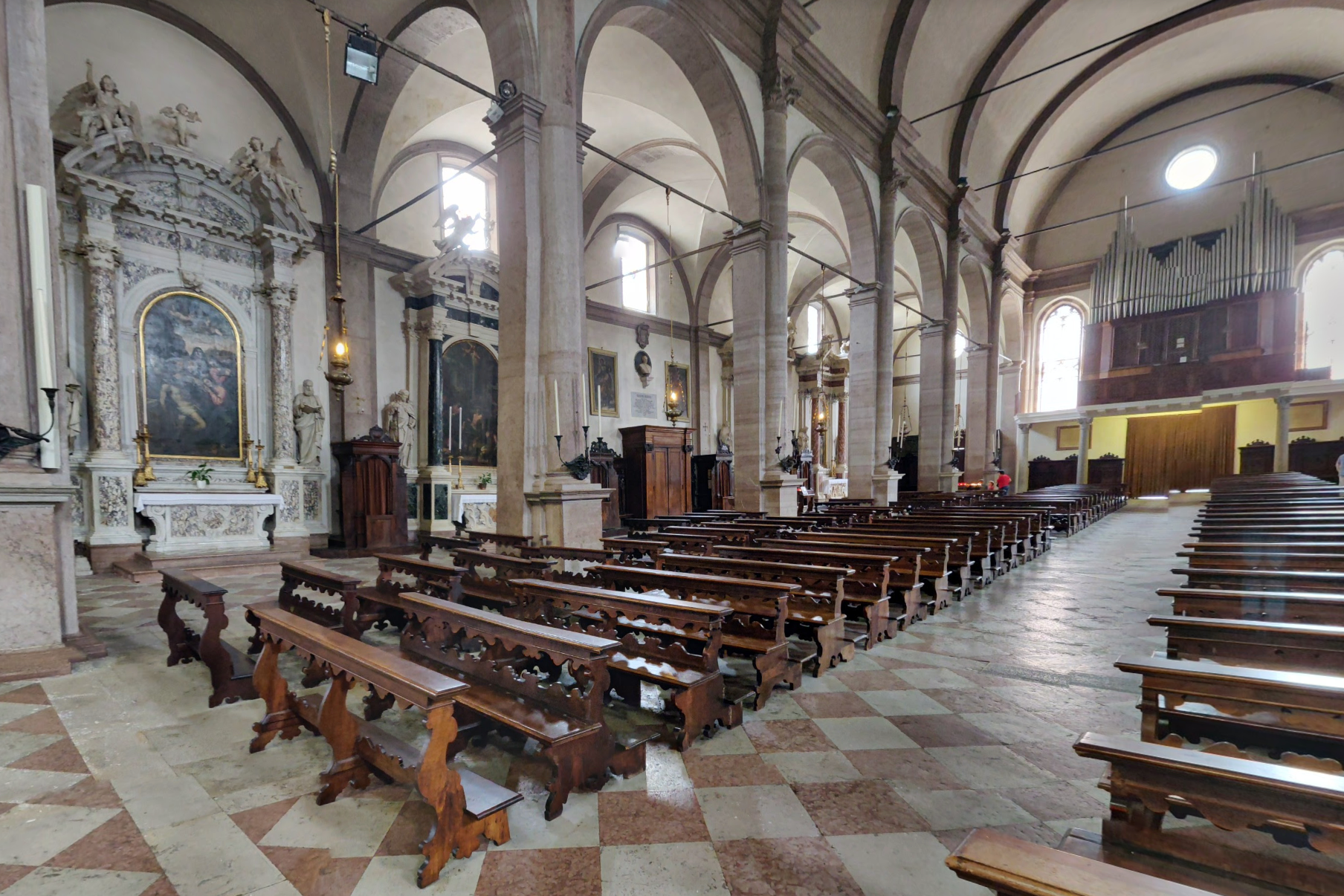 Basilica Cattedrale Di San Martino by Google Earth Basilica Cattedrale Di San Martino by Google Earth