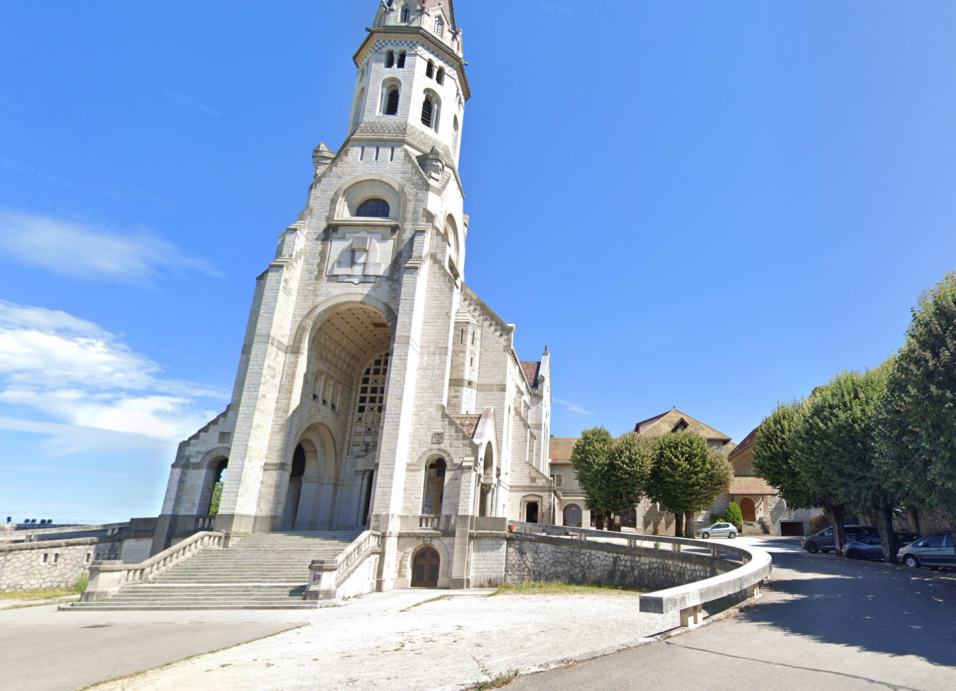 Basilique de la Visitation by Google Earth Basilique de la Visitation by Google Earth