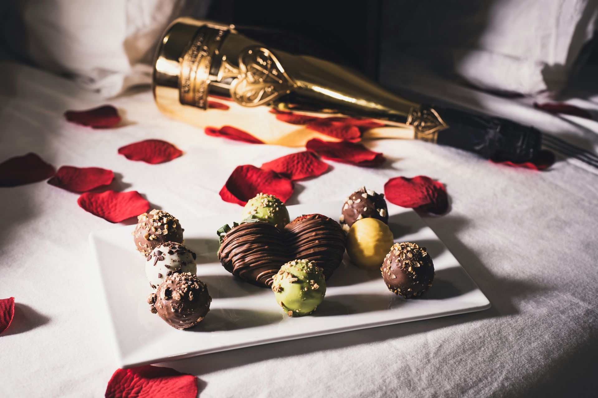 Book a romantic hotel Book a romantic hotel