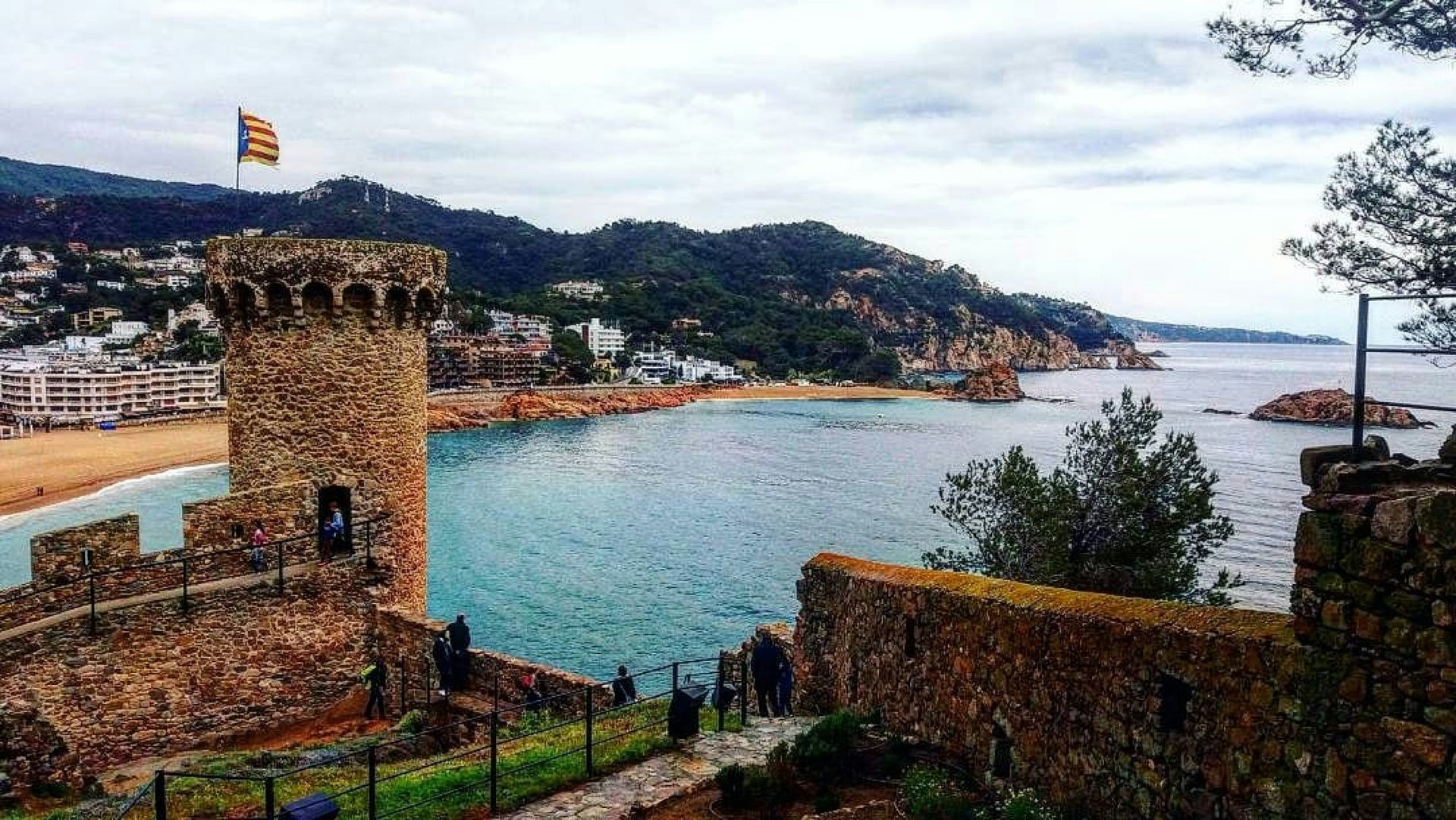 Cala Morisca, Tossa de Mar, Lloret de Mar Cala Morisca, Tossa de Mar, Lloret de Mar
