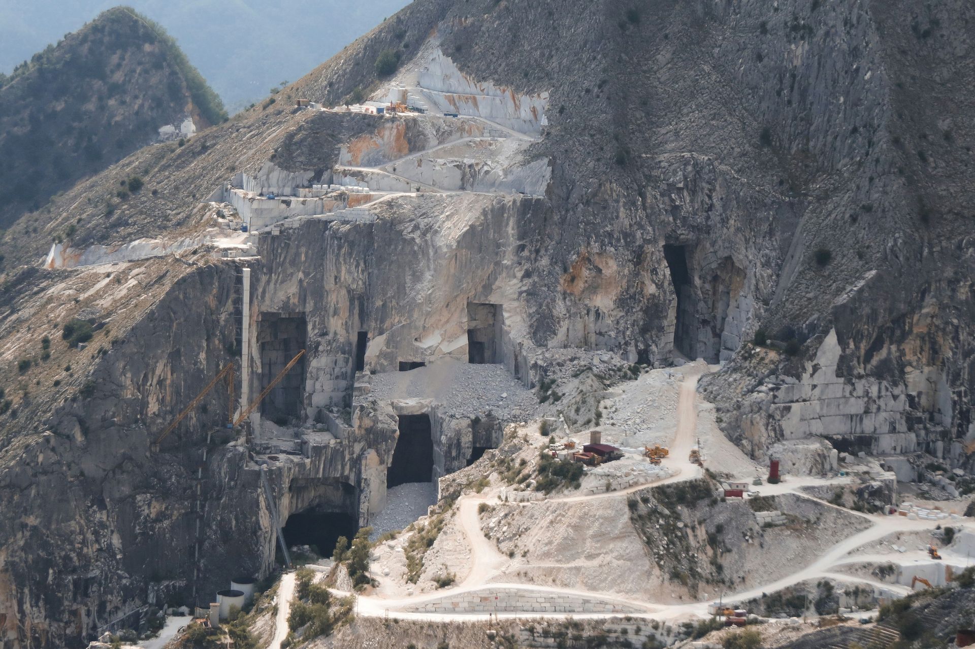 Carrara Carrara