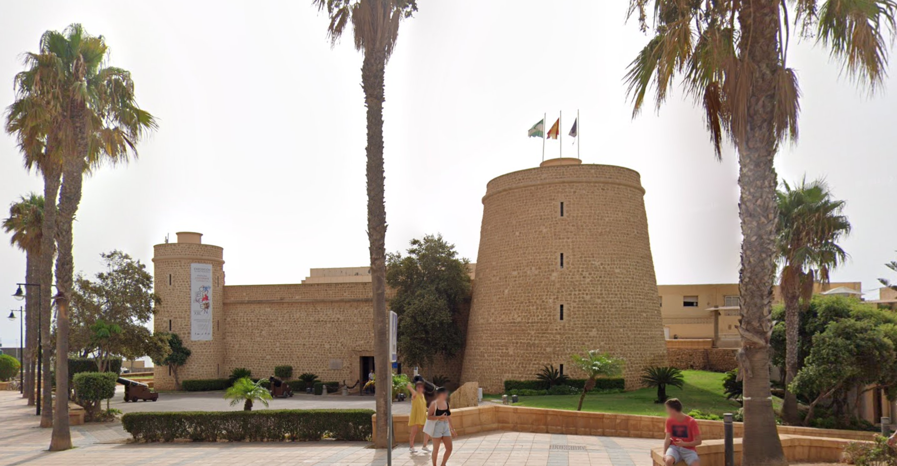 Castillo de Santa Ana by Google Earth Castillo de Santa Ana by Google Earth