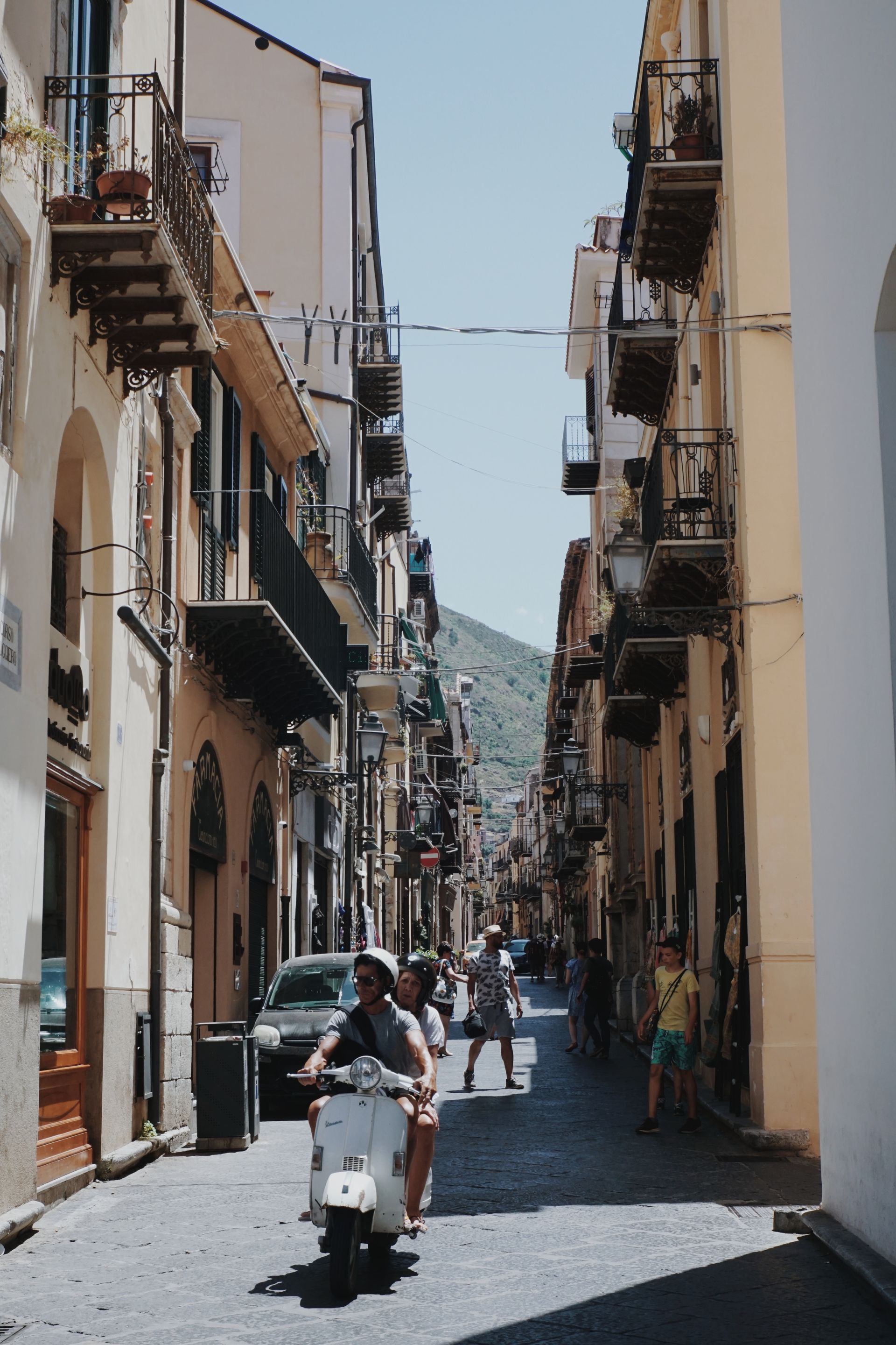 Cefalù's Historical Streets and Alleys Cefalù's Historical Streets and Alleys