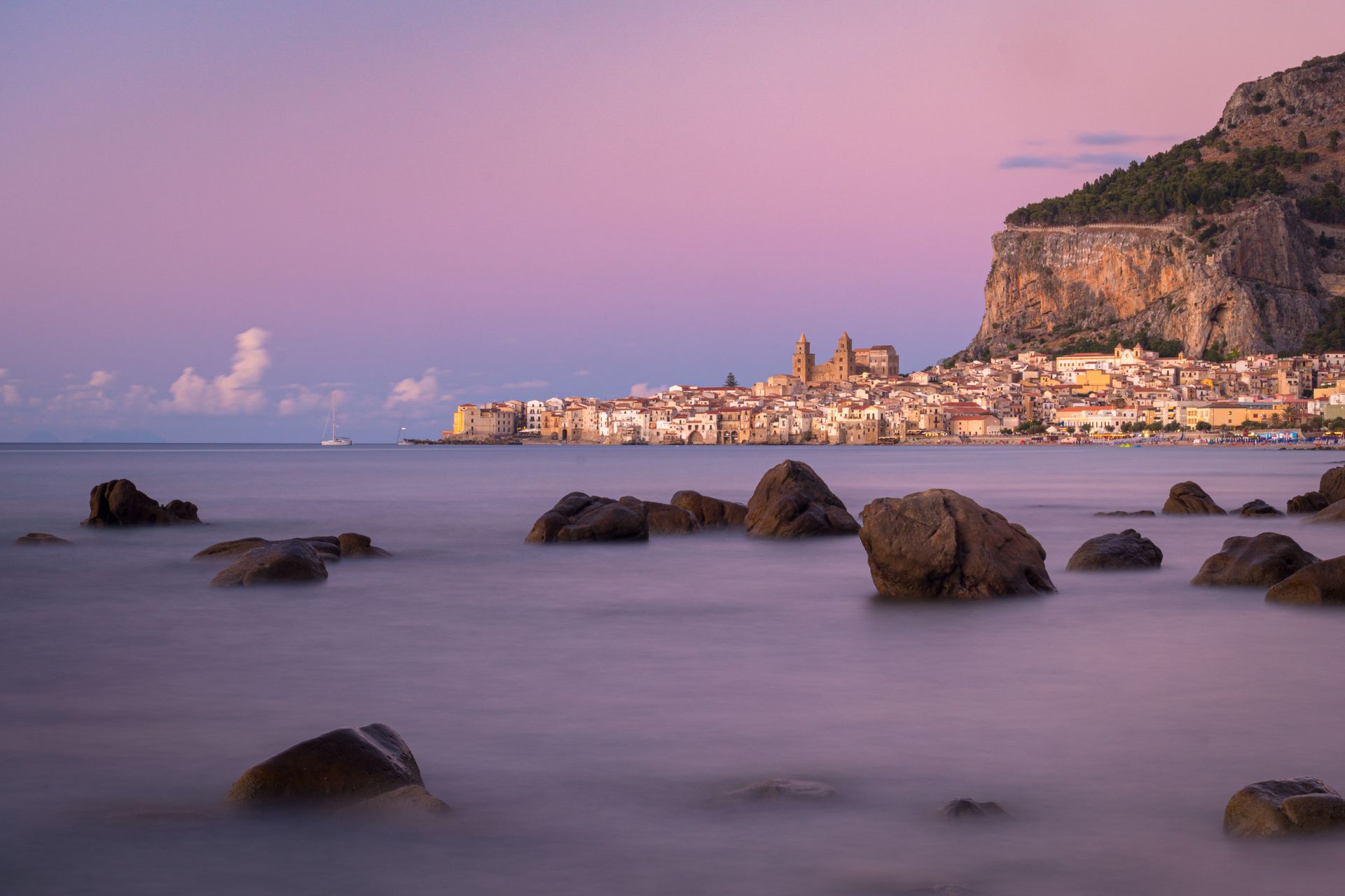 Cefalù's Scenic Vantage Points Cefalù's Scenic Vantage Points