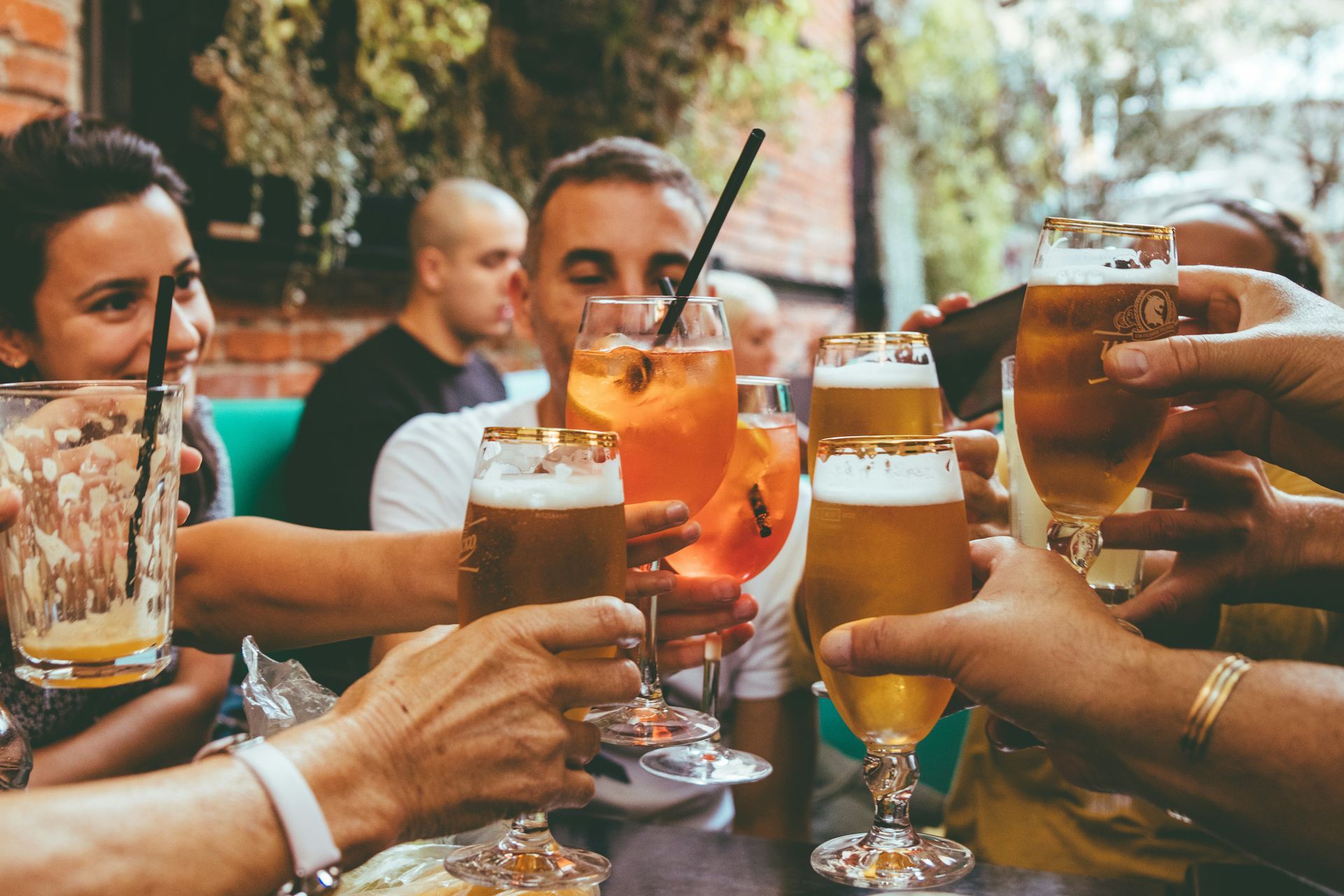 Hungarian Drinking Culture Hungarian Drinking Culture