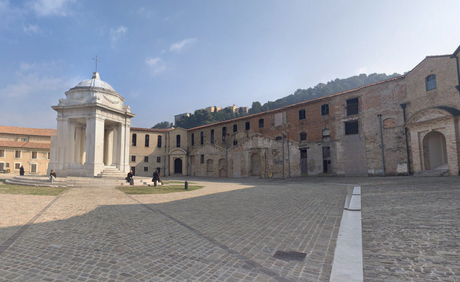 Mole Vanvitelliana by Google Earth Mole Vanvitelliana by Google Earth