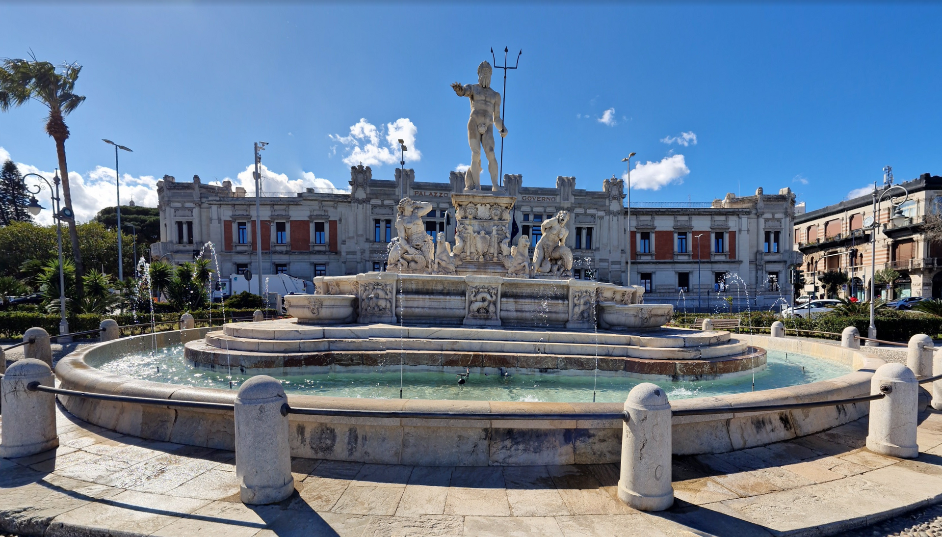 Montorsoli's Fountain of Neptune by Google Earth Montorsoli's Fountain of Neptune by Google Earth