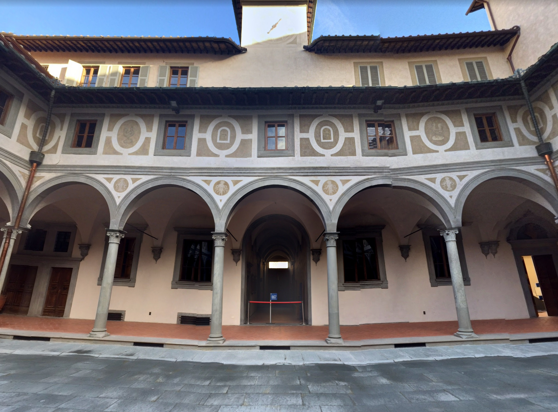 Ospedale degli Innocenti by Google Earth