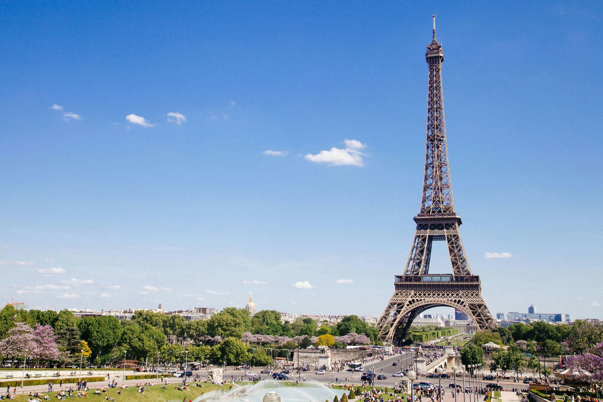 Paris Paris