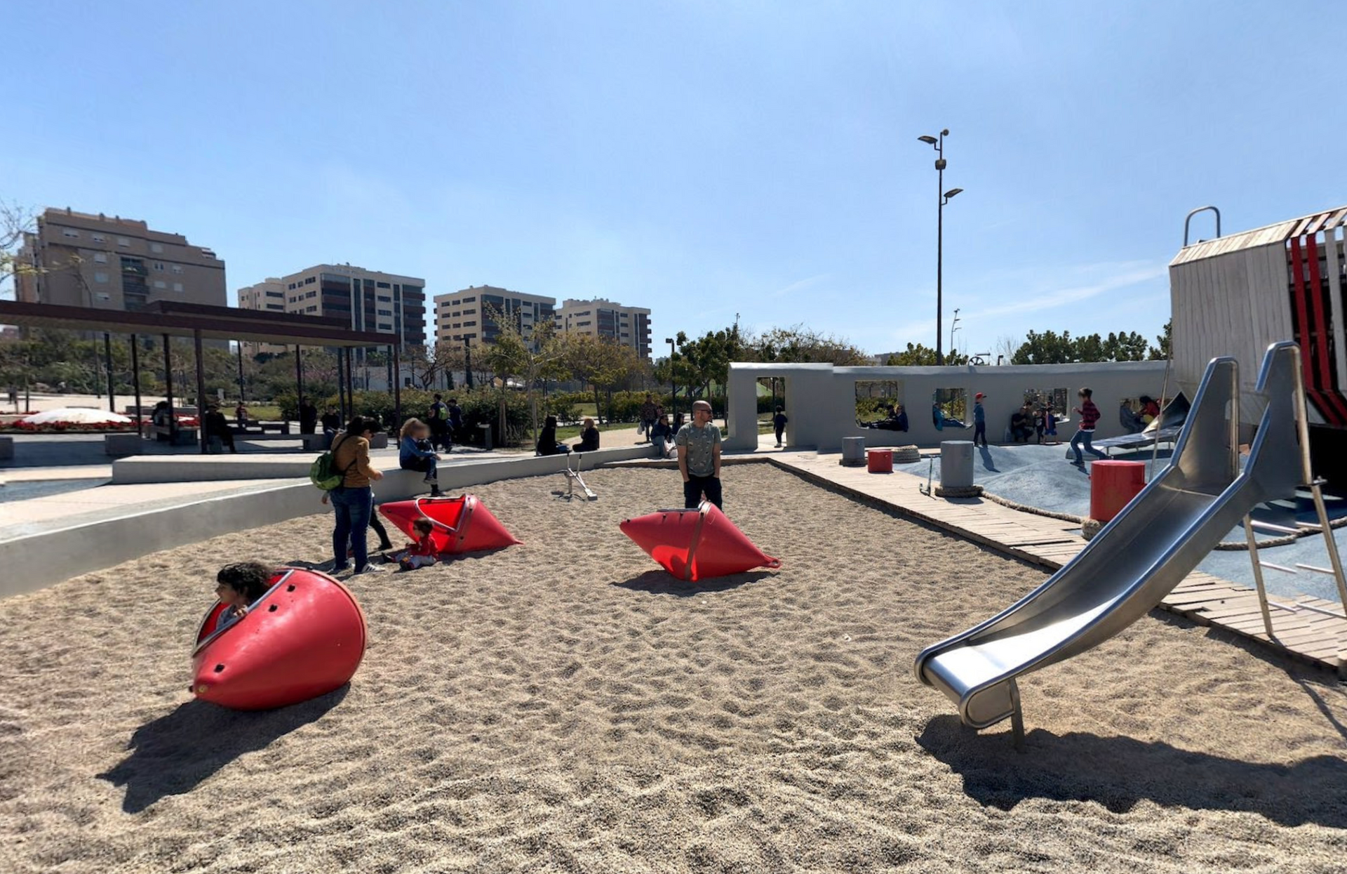 Parque de las Familias by Google Earth