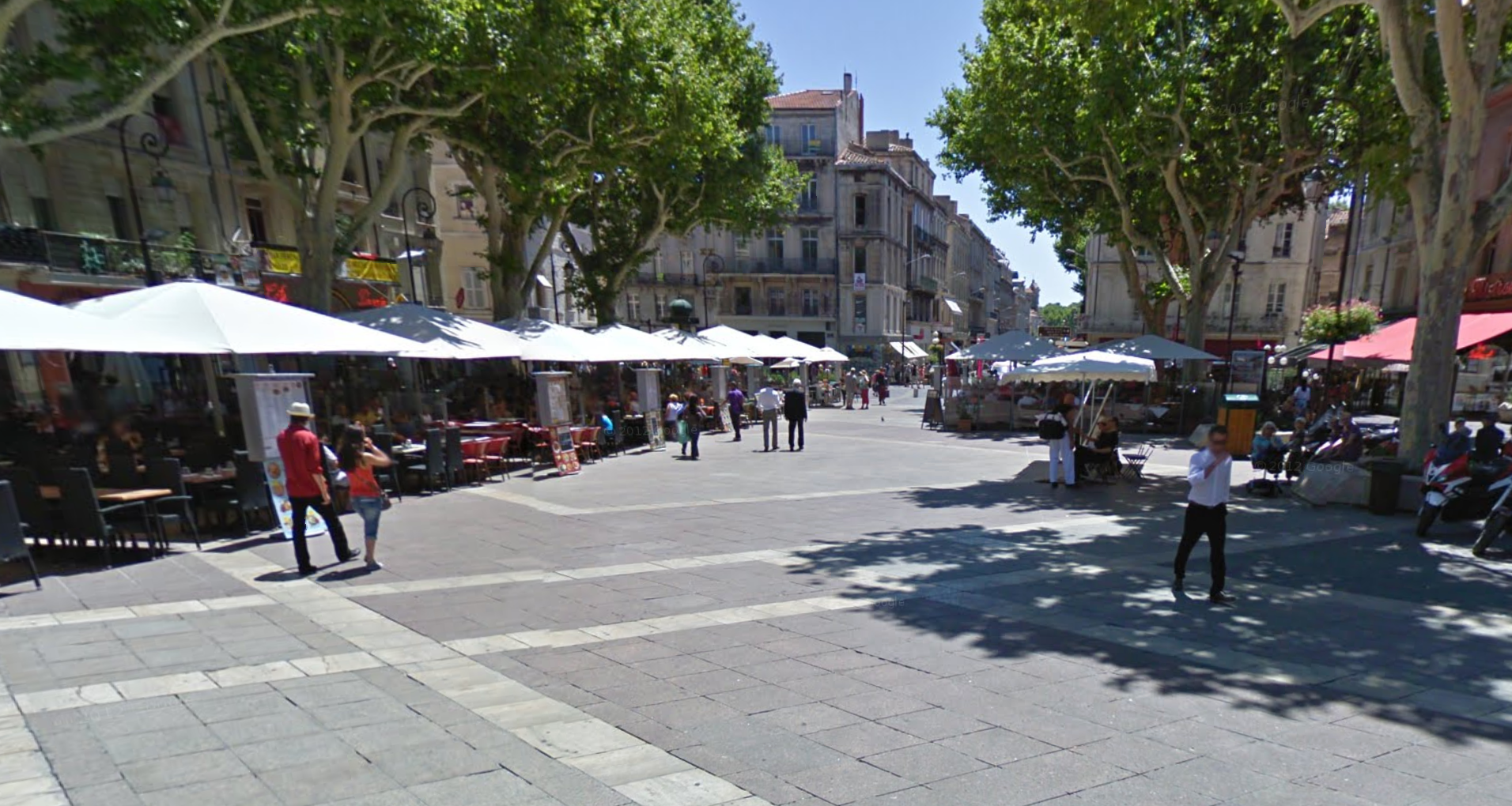 Place de l'Horloge by Google Earth Place de l'Horloge by Google Earth