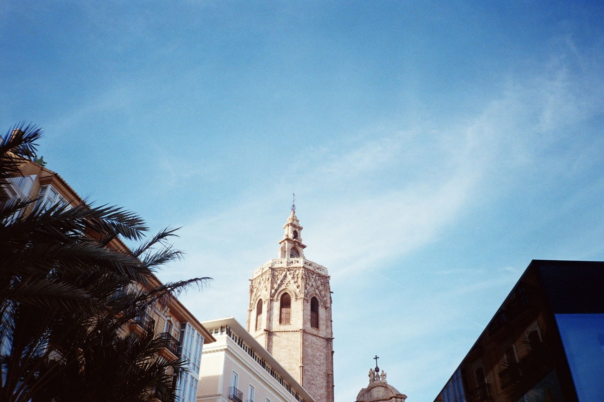 Plaza de la Reina Plaza de la Reina