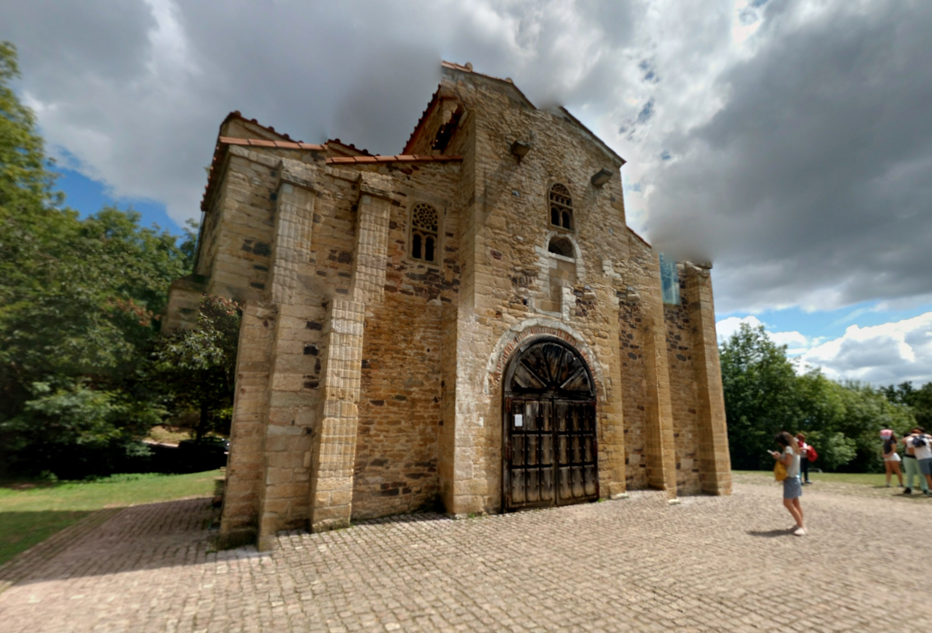 San Miguel de Lillo churches by Google Earth San Miguel de Lillo churches by Google Earth