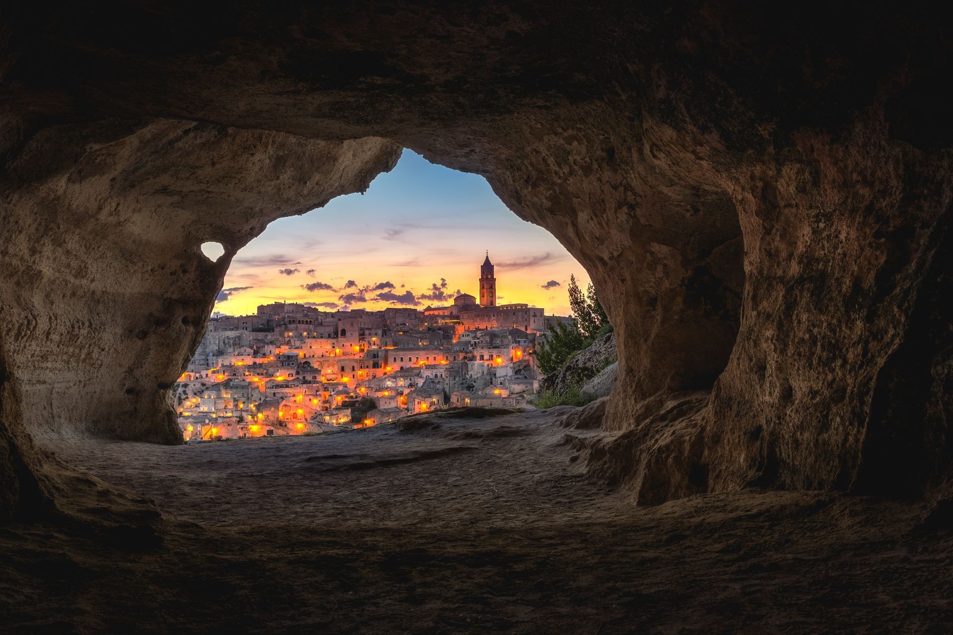 Sleep in a Cave Sleep in a Cave